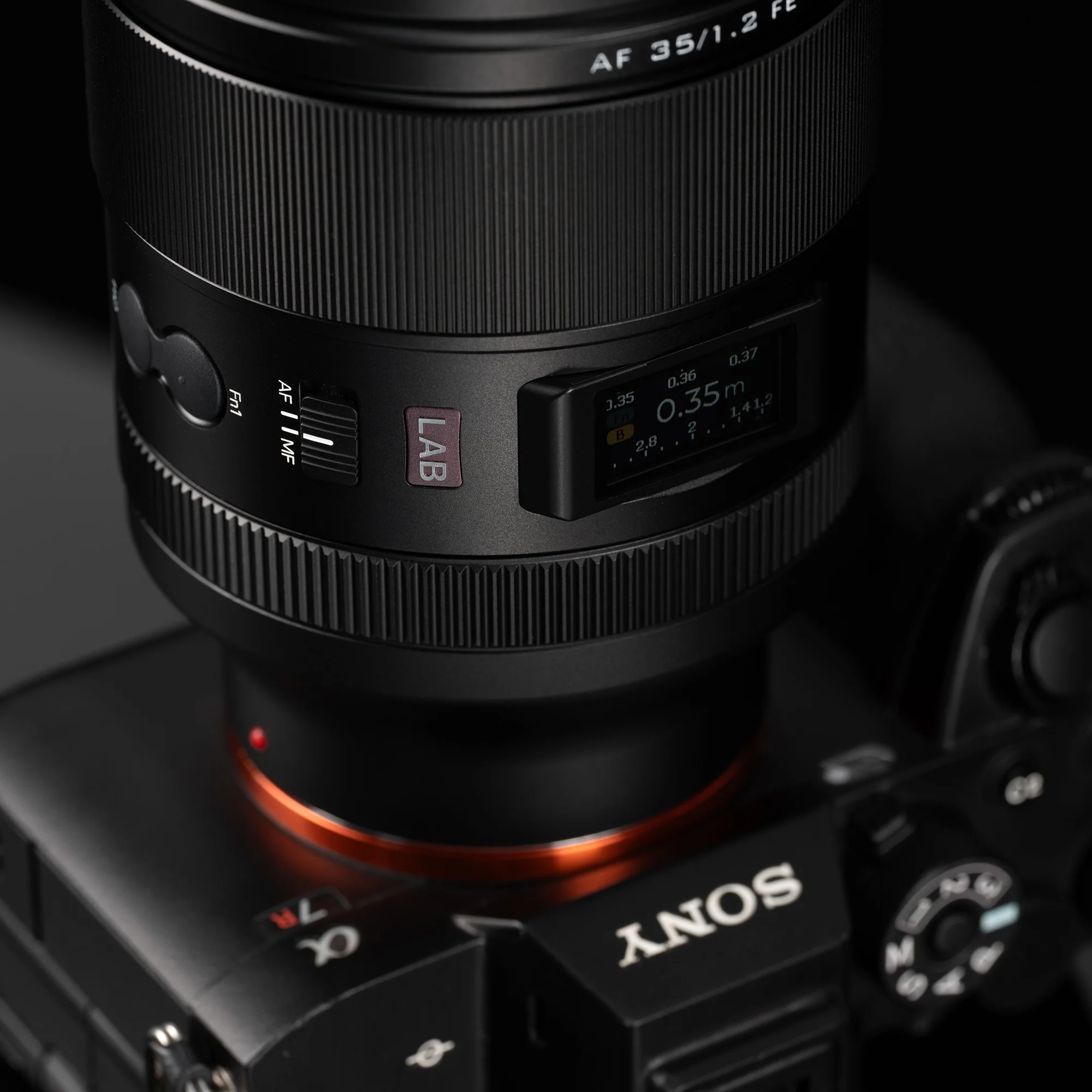 Viltrox Objektiv | AF 35 mm | F/1.2 LAB | Sony FE-Mount - Image 3
